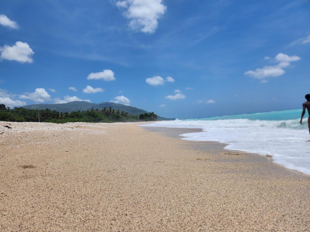 Beachfront Apartment, Quiet 4 Beds, 1 Bath, Ac, Wi-Fi, Hot Water, In Paraiso Near Los Patos Exterior foto