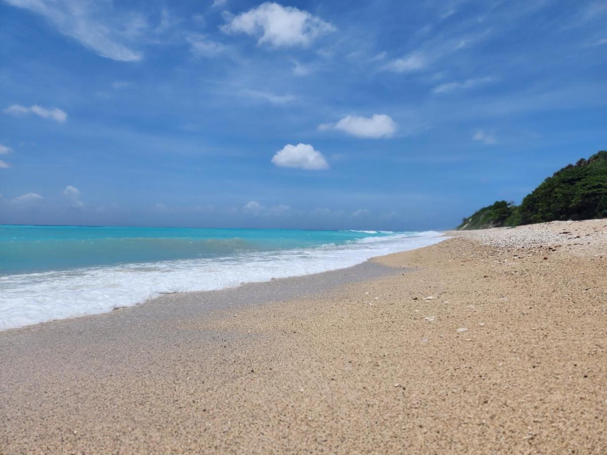 Beachfront Apartment, Quiet 4 Beds, 1 Bath, Ac, Wi-Fi, Hot Water, In Paraiso Near Los Patos Exterior foto